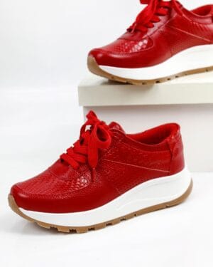 Tenis Crown Rojo Perforado
