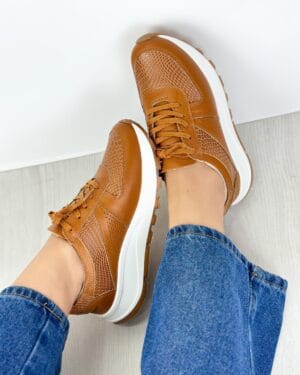 Tenis Crown Miel Perforado