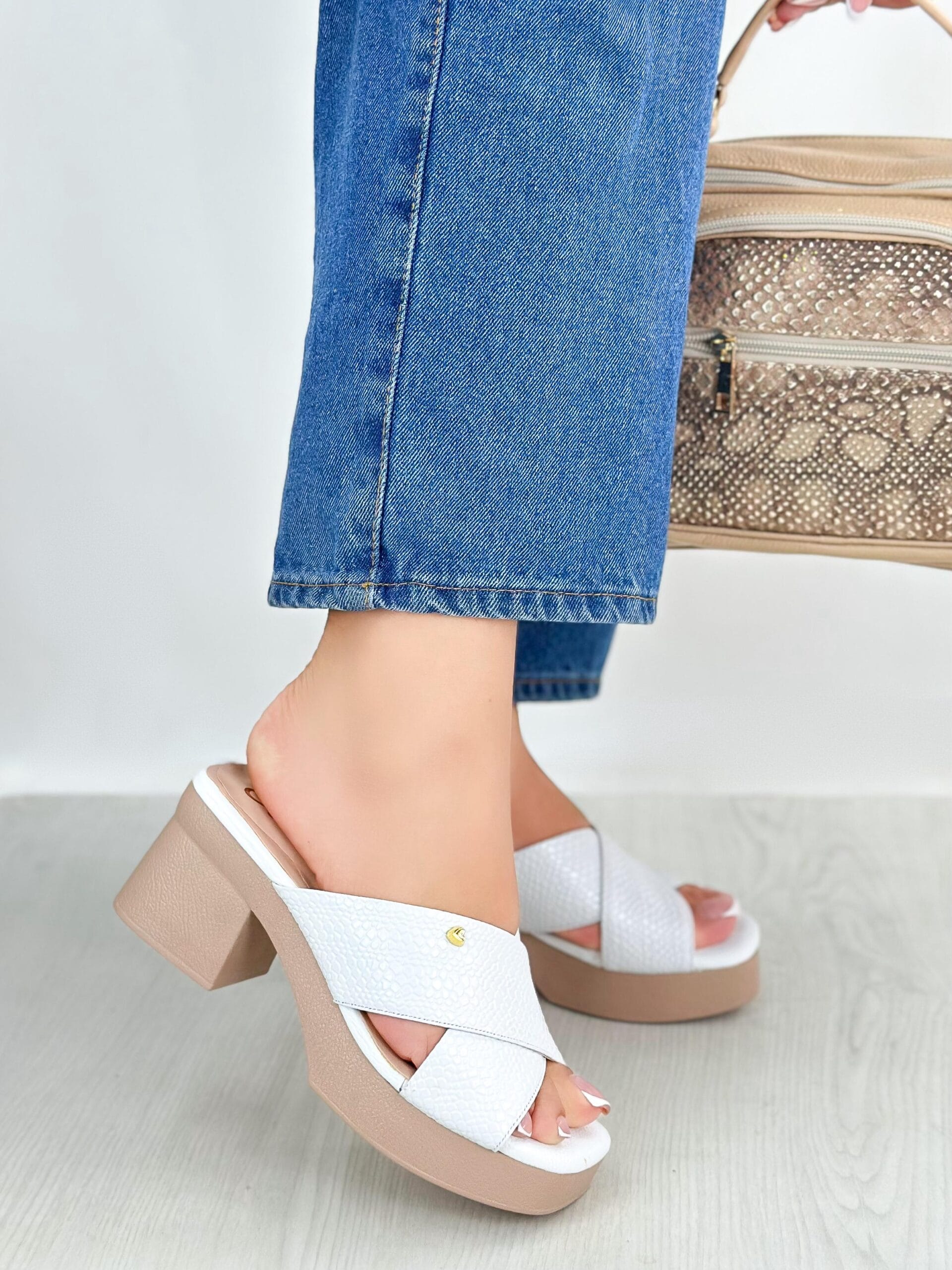 Plataforma Thalia Blanca - Imagen 2