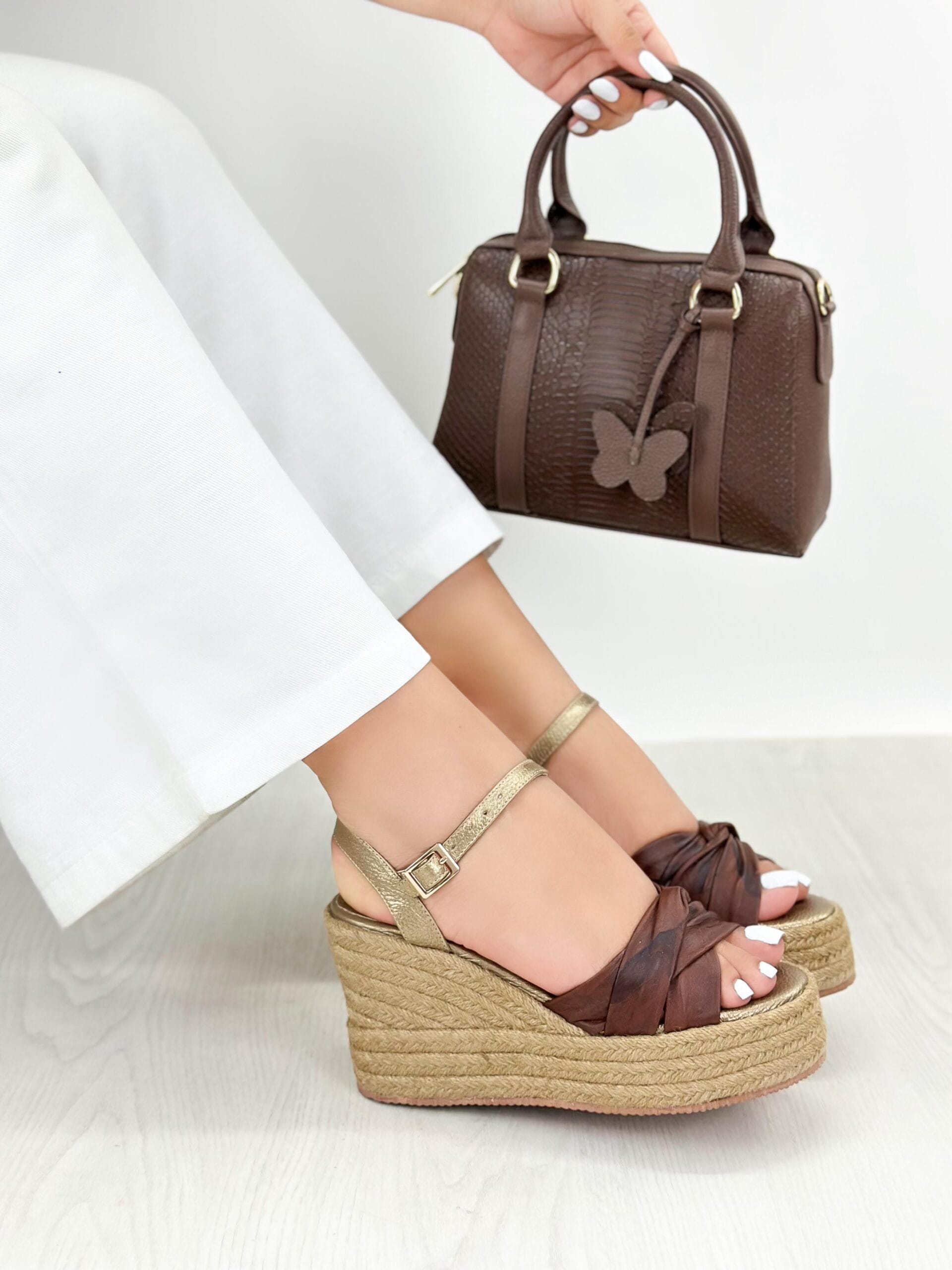 Plataforma Perséfone Chocolate Luna