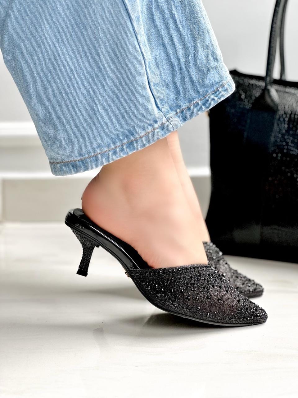 Tacón Abigail Negro - Imagen 3