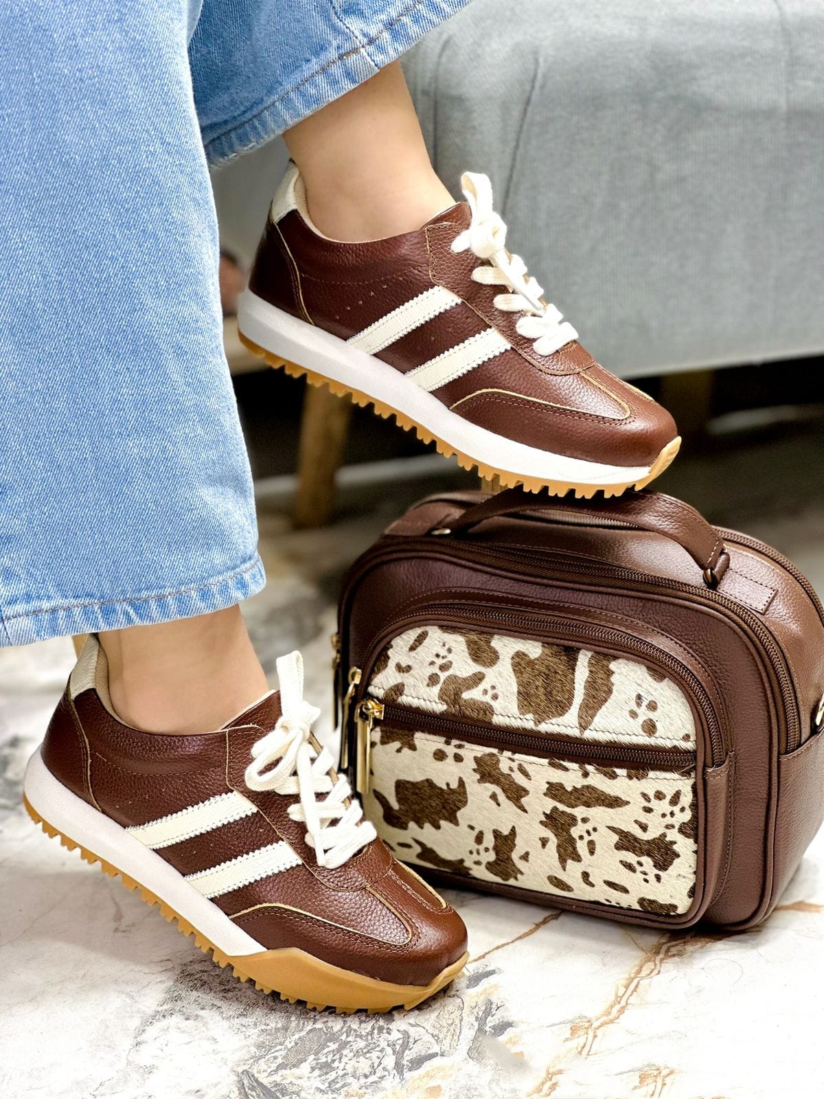 Tenis Selene Chocolate Talco