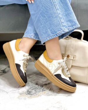 Tenis Betsy Blanco Chocolate Mostaza