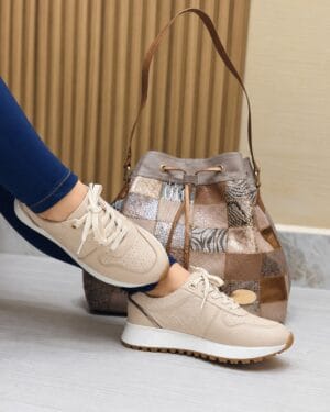 Tenis Uma Beige Claro