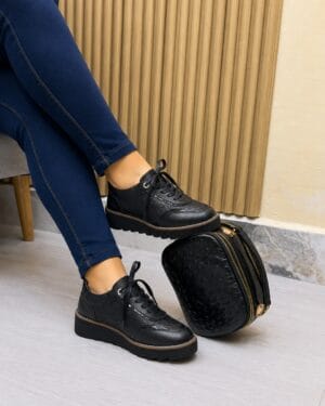 Tenis Lua Negro