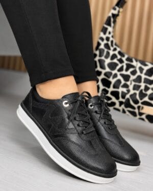 Tenis Coralia Negro